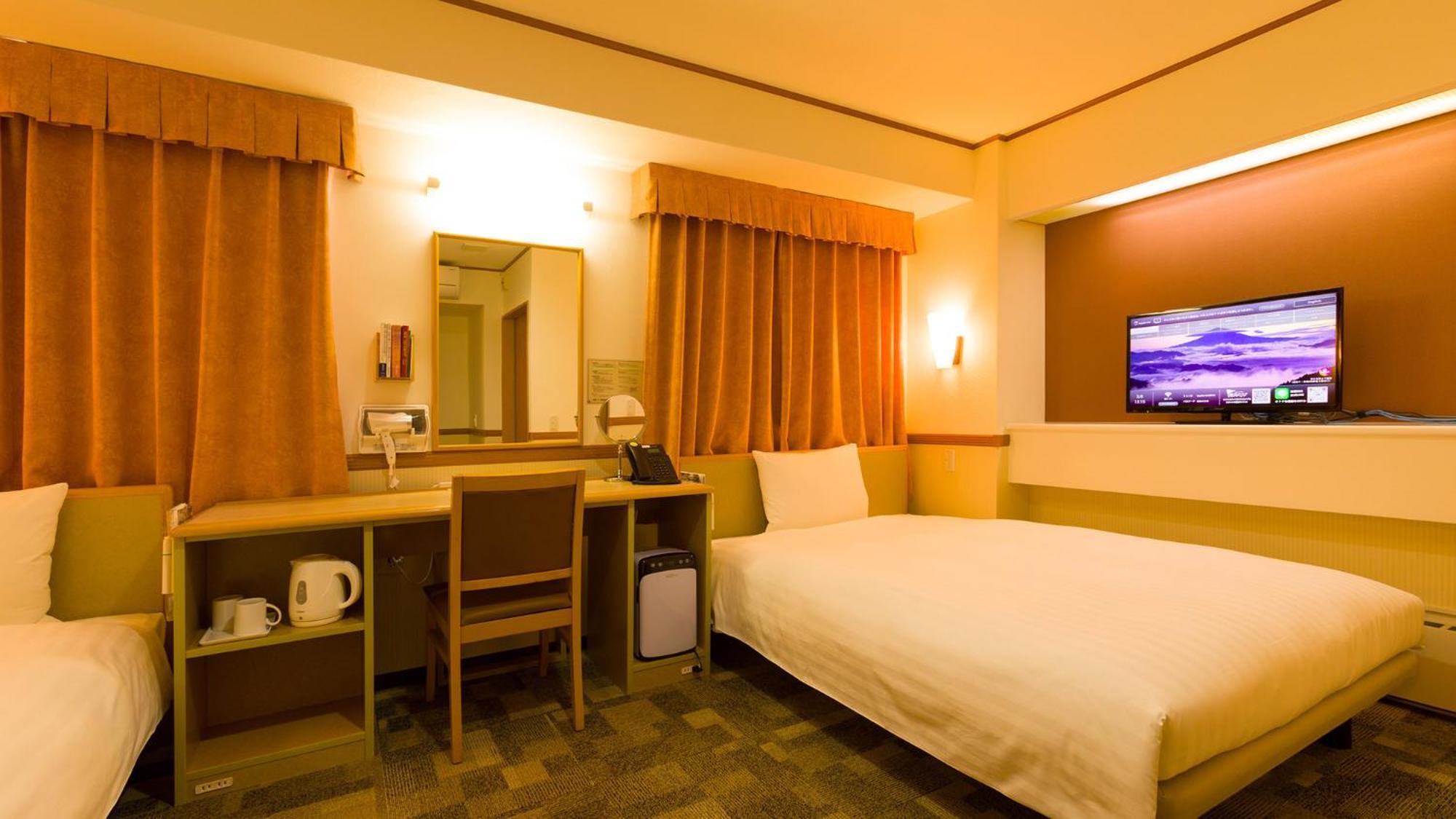 Toyoko Inn Sakudaira-Eki Asama-Guchi Стая снимка